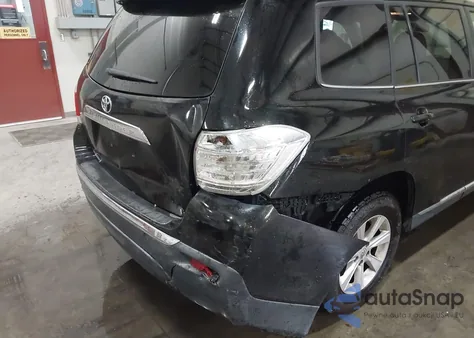 2011 Toyota Highlander из США, поврежденный, VIN 5TDZA3EH5BS016084